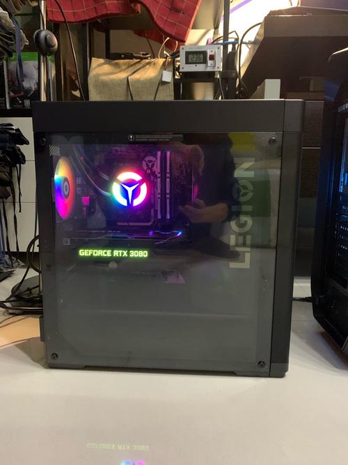 台式机内部硬件组件布局