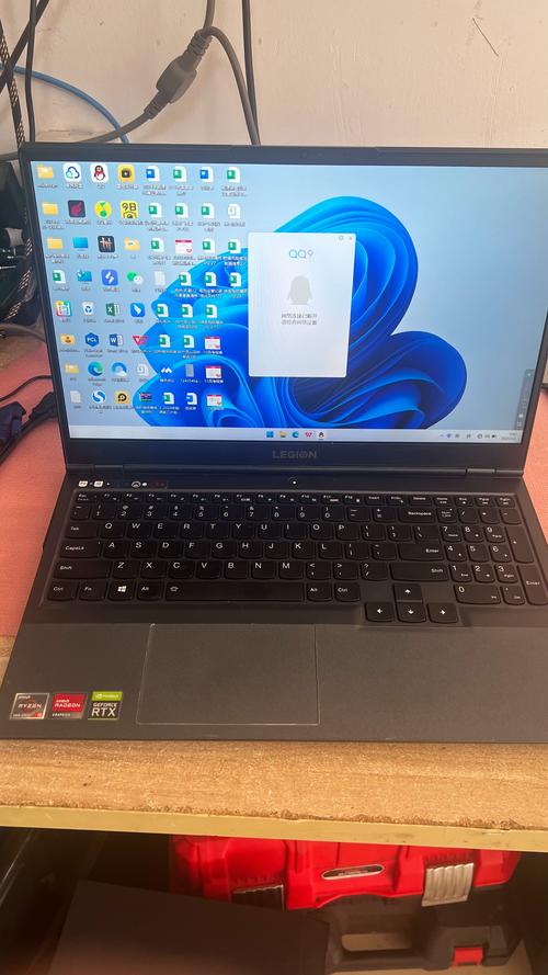 显示器购买决策场景