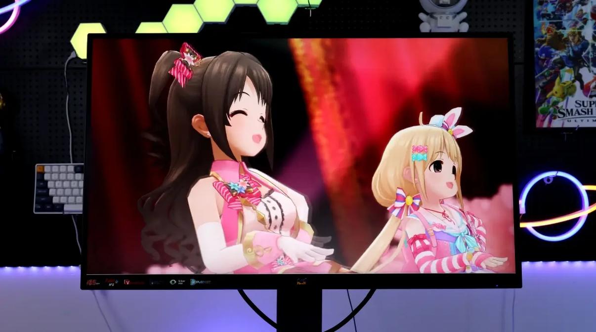 显示器接口和底座细节