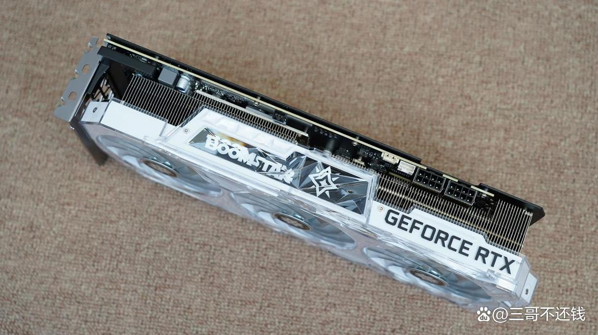 影驰金属大师 16GB DDR5 5200 vs 影驰HOF 8GB DDR3 2400 深度对比