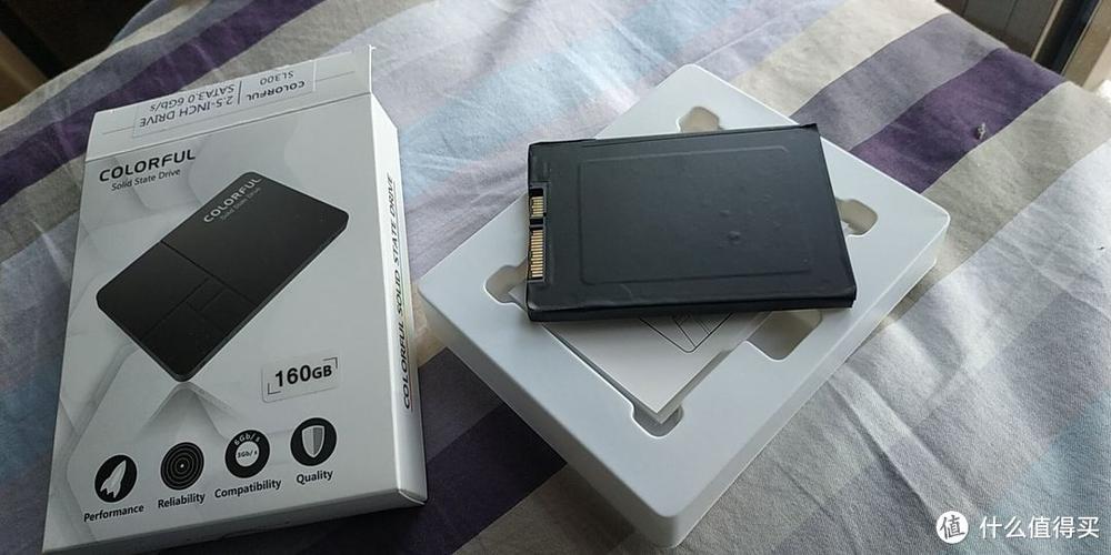 电脑硬件安装场景