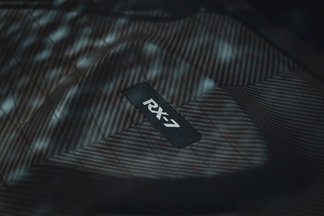 reccazr R102布丁狗 vs 达尔优机械师合金版 深度对比