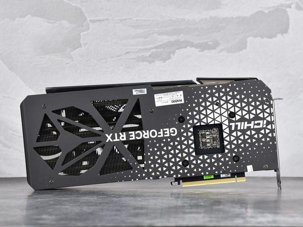 电脑硬件选购场景