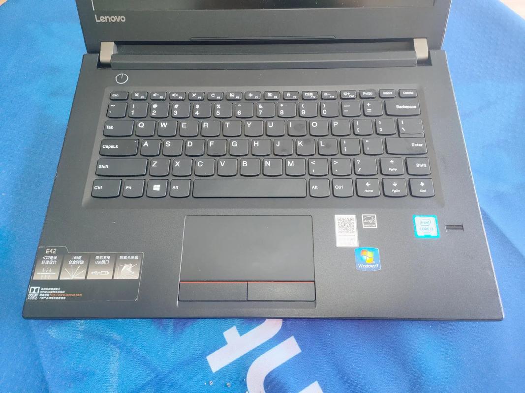 价格与性价比分析图表