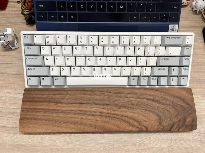 键盘电池与功耗测试仪表