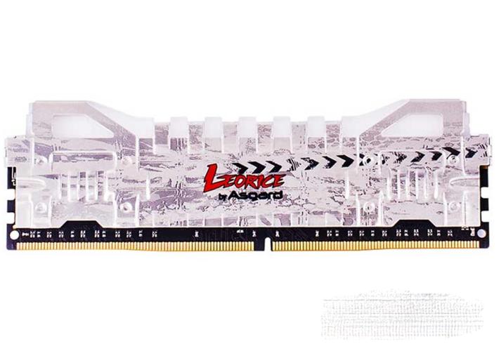 阿斯加特雷赤X3 8GB DDR4 2400 vs 沃存32GB (2×16GB) DDR4 3200 深度对比