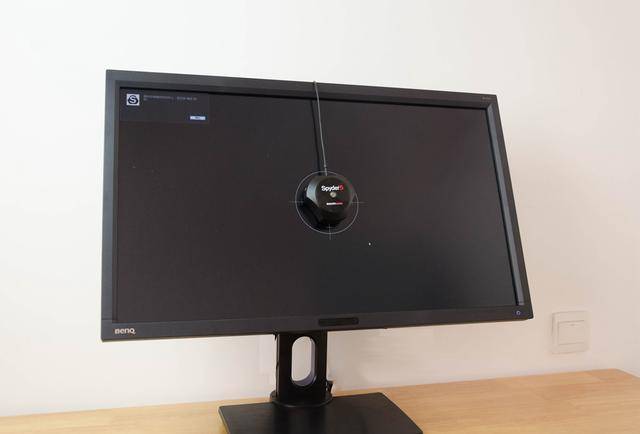 明基BL2711U深度评测：27英寸4K IPS设计制图显示器，专业色彩与多功能底座体验