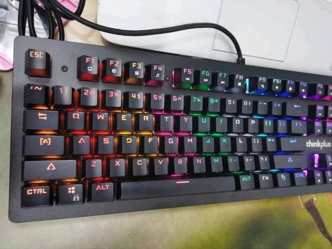 价格与性价比分析图表