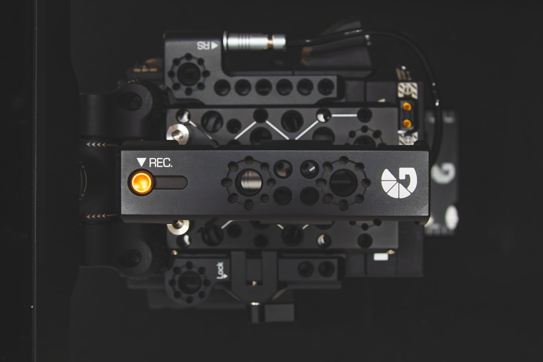 不同游戏外设摆放展示，辅助选购决策