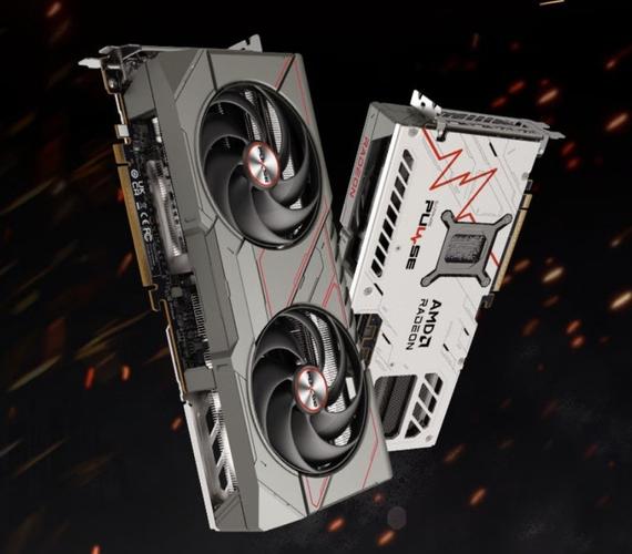 显卡芯片与电路板细节