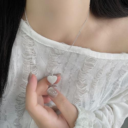 键盘电池和充电示意