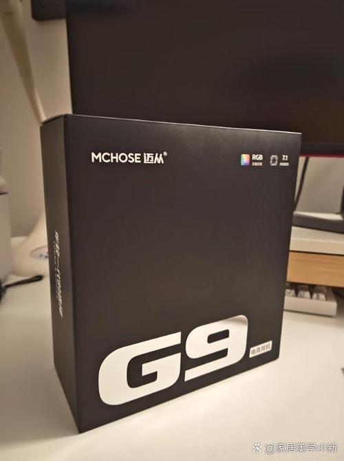 键盘轴体与连接接口细节