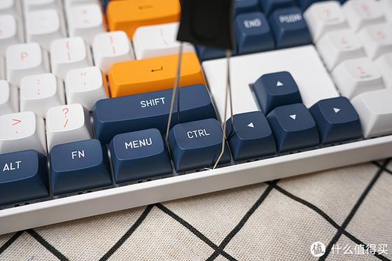 锂电池和充电示意图