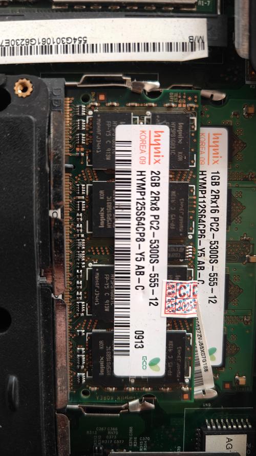 价格标签和货币，象征成本分析