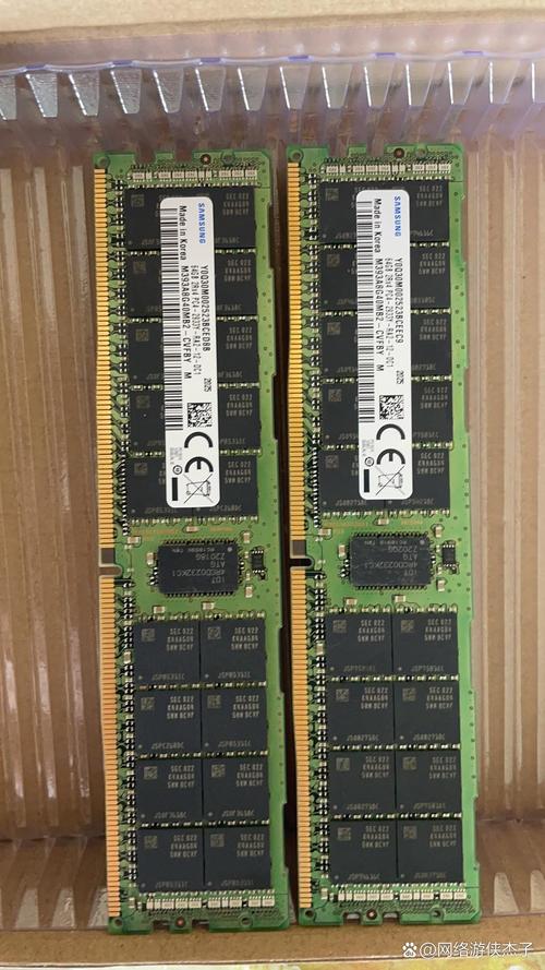 用户安装内存条到笔记本的步骤图解