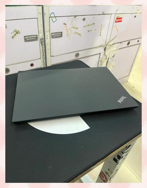 商务办公显示器使用场景