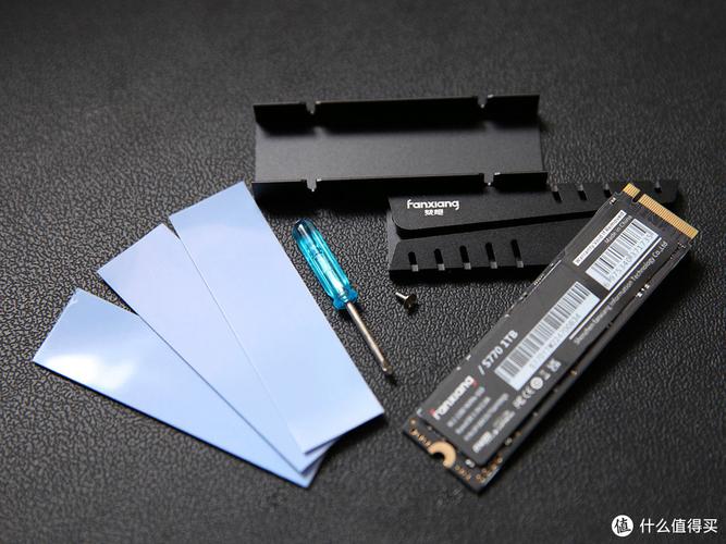 电脑硬件散热风扇