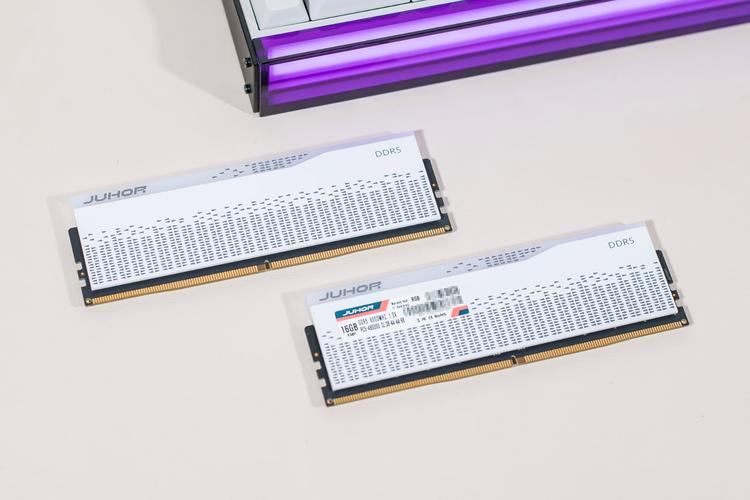 价格标签和计算器,象征价格分析