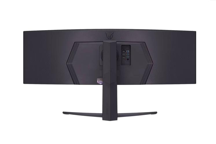 高刷新率显示器游戏场景