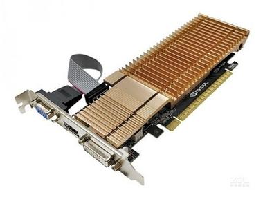 电脑硬件内部视图，展示显卡安装细节