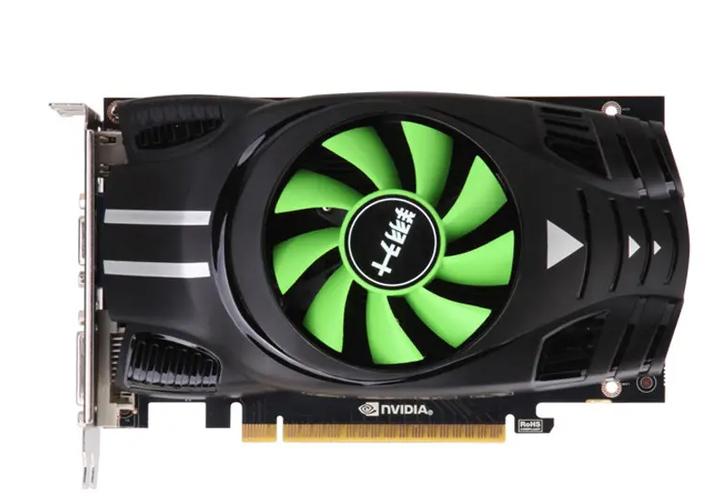 电脑性能测试软件界面，显示帧率和温度数据