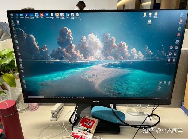 显示器购买决策场景