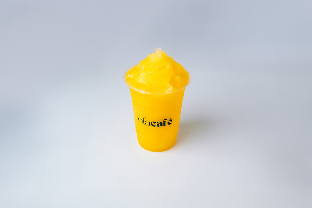 reccazr R102 vs 微软人体工学键盘 深度对比