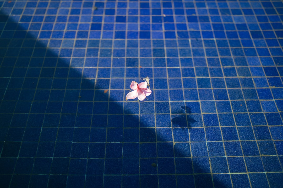 硬件散热示意图，突出低功耗设计