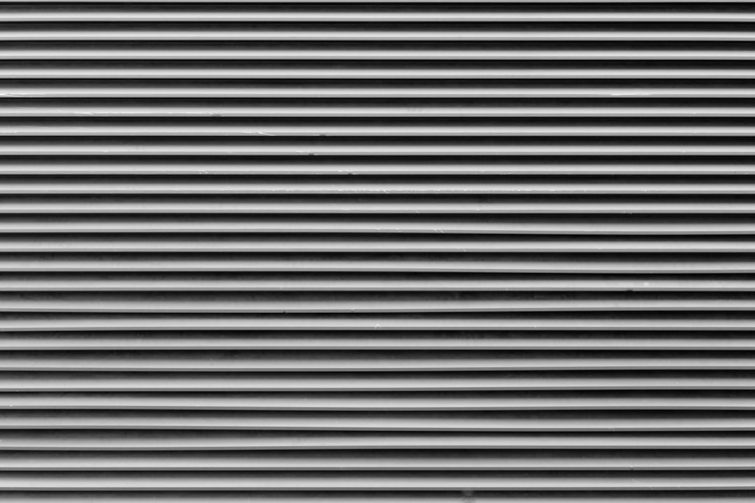 游戏运行场景，体现高性能内存对帧率的提升