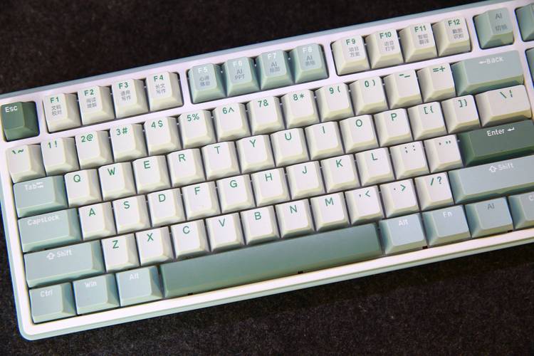 键盘在游戏场景中的性能表现