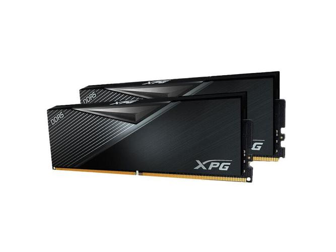 用户选择电脑硬件，展示决策过程