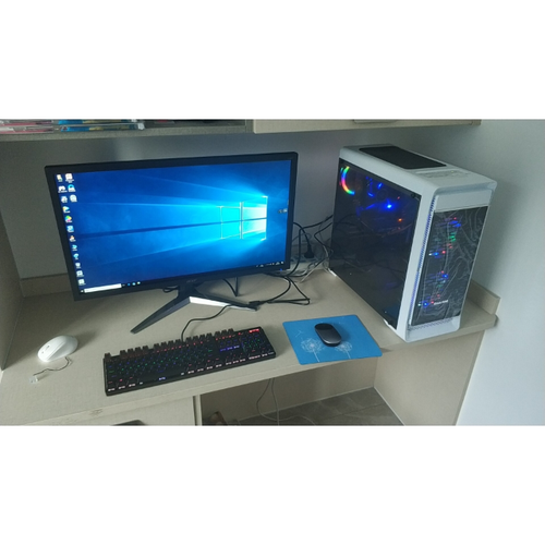 显示器面板和分辨率示意图