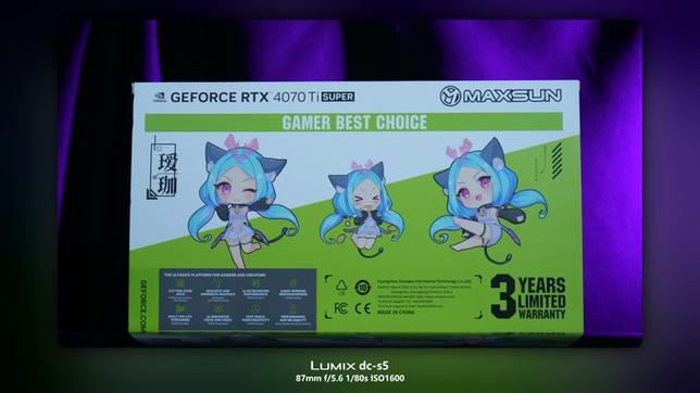 电脑硬件组件对比展示