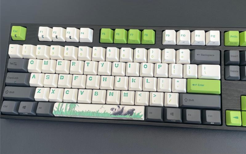 用户打字场景，展示键盘性能