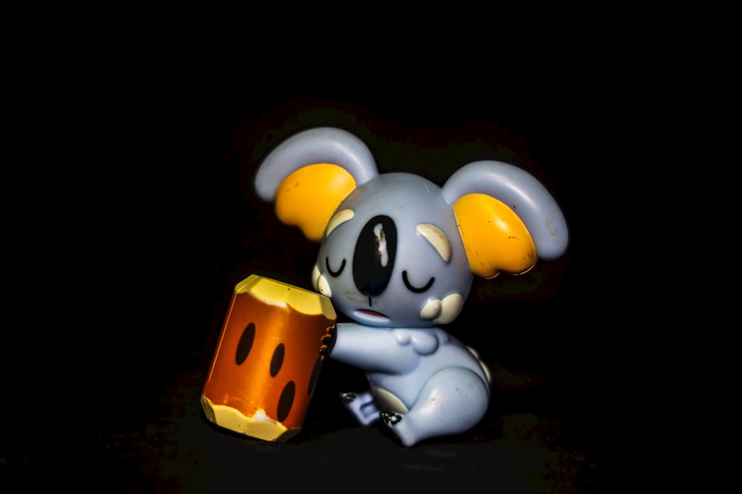 森松尼R4游戏鼠标评测：无线大鼠的商务舒适之选