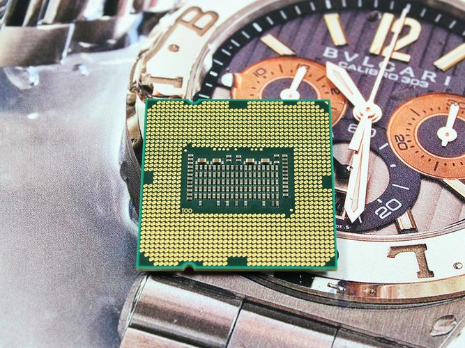 功耗监测图表，展示CPU温度和能耗