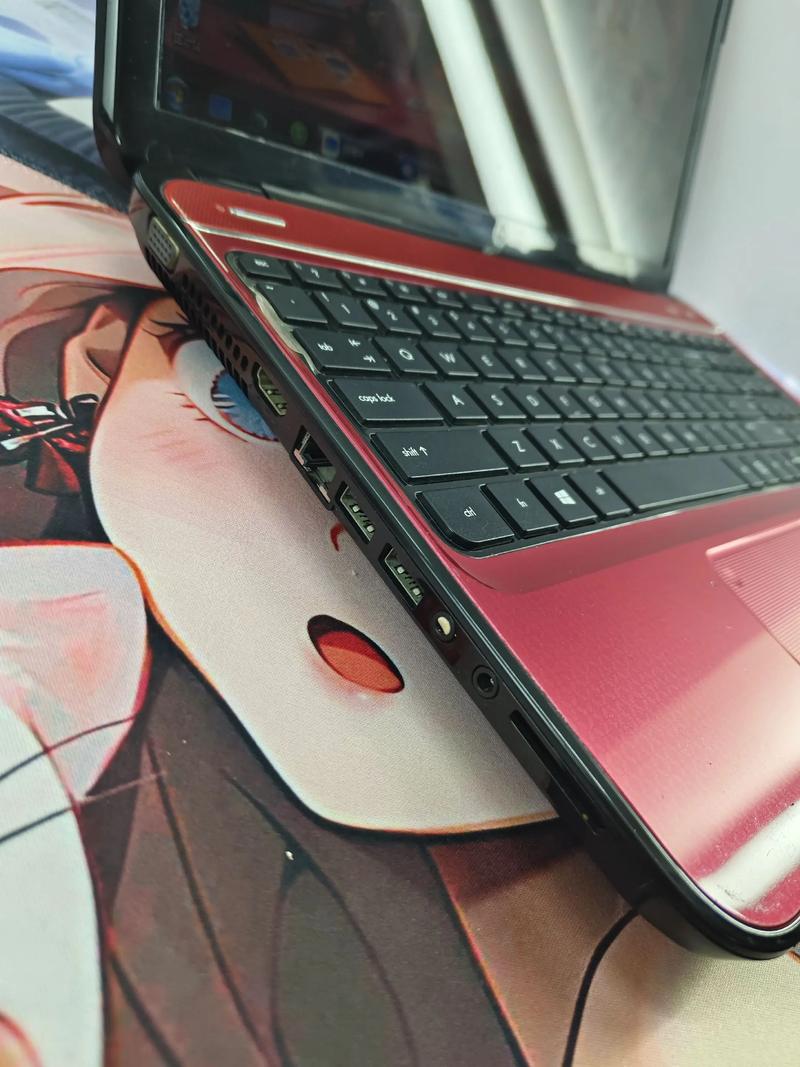 游戏画面在显示器上