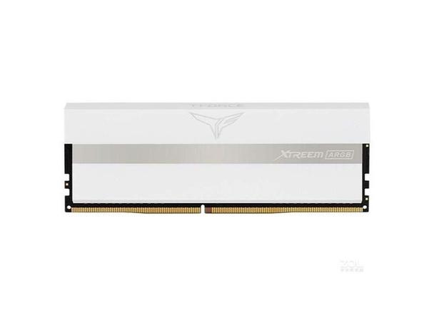 十铨梦境 vs 金士顿骇客神条：DDR4与DDR3内存深度对比