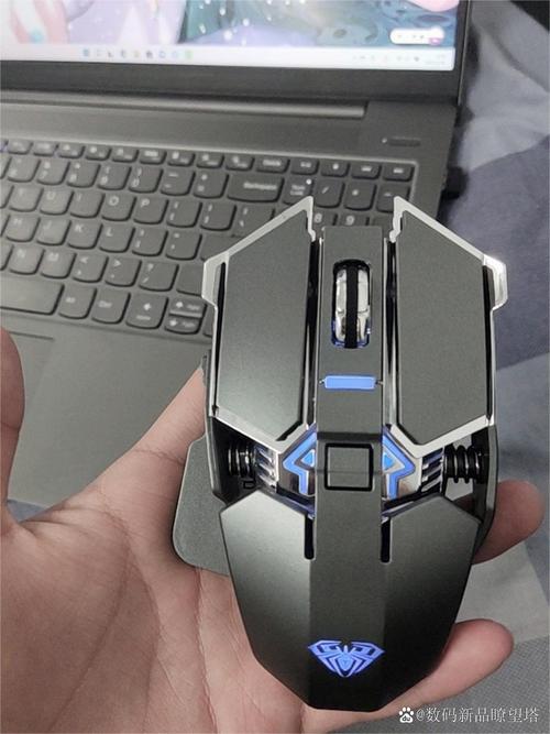 狼蛛SC200无线语音鼠标评测：商务与游戏兼顾，语音输入新体验