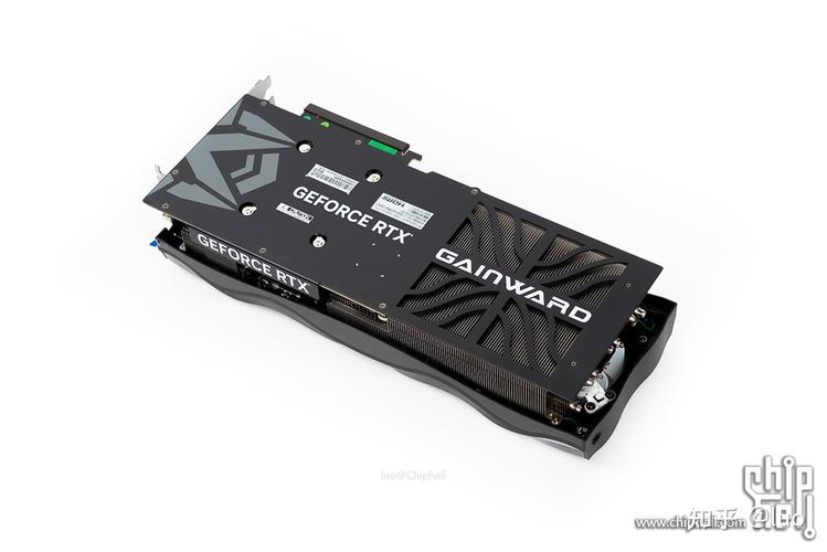 用户选择电脑硬件的决策场景