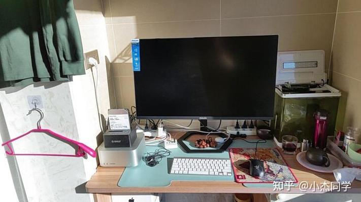 显示器规格参数展示