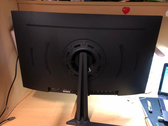 熊猫PG32QA1深度评测:31.5英寸2K曲面屏,护眼电竞新选择