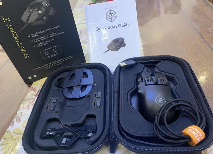 鼠标模块化配件细节