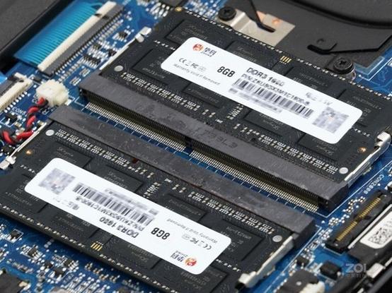 挚科8GB DDR3 1600 vs 英睿达Ballistix铂胜16GB DDR4 3600 深度对比