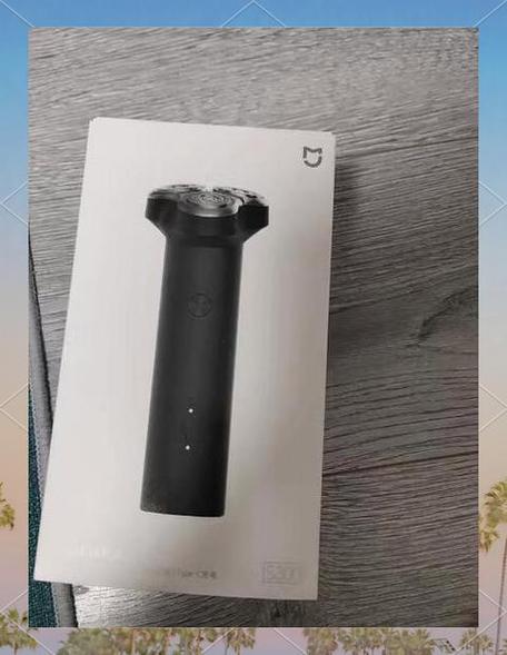 价格标签和鼠标对比