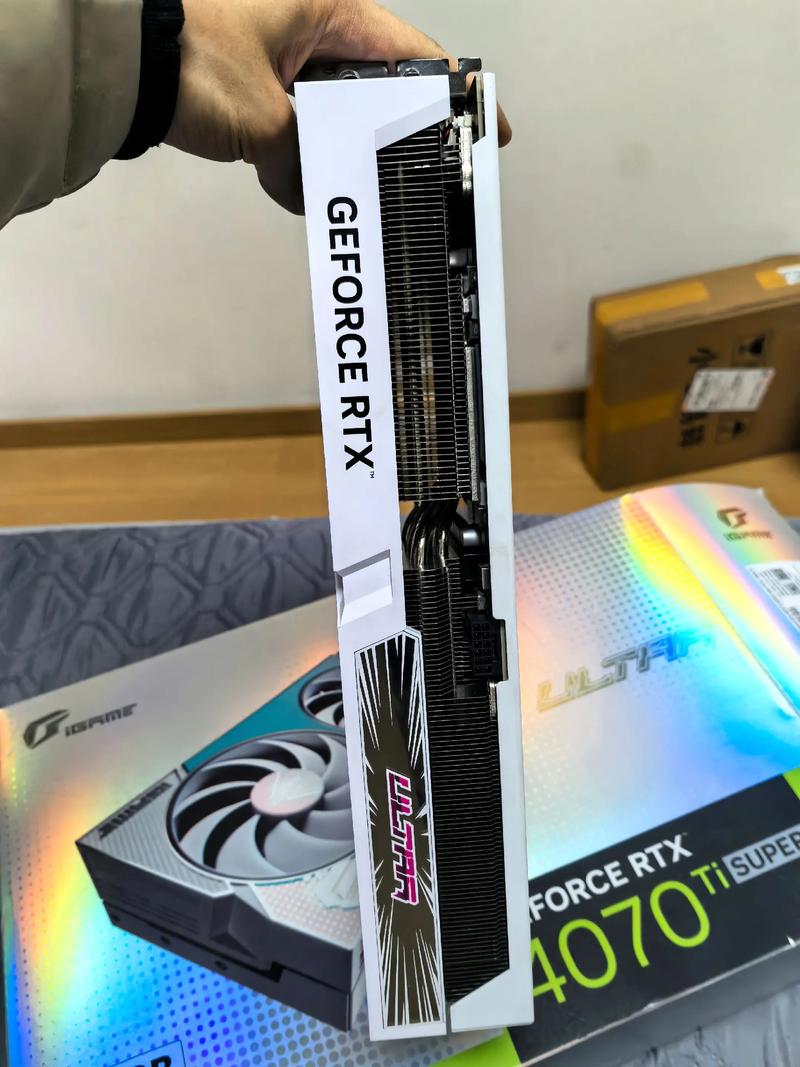 PC搭建和兼容性检查，显示硬件安装