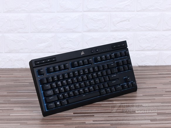 海盗船K63红光有线版机械键盘 - 图片 2