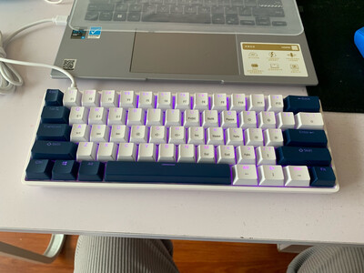 火银狐 火银狐K61有线混光71键机械键盘茶轴 键盘产品图片