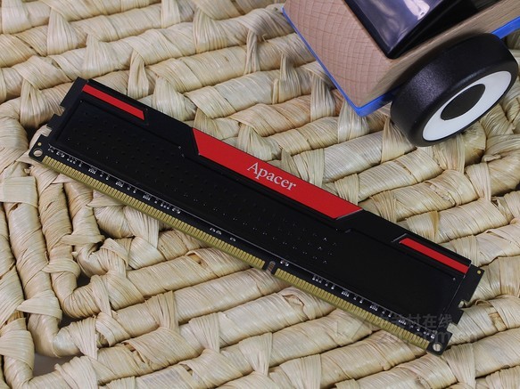 宇瞻黑豹玩家 4GB DDR3 1600 - 图片 4