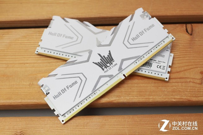 影驰 影驰HOF 16GB DDR4 3000 内存产品图片